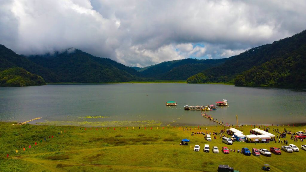 Lake Nunungan - Lanao Del Norte Tourist Spots