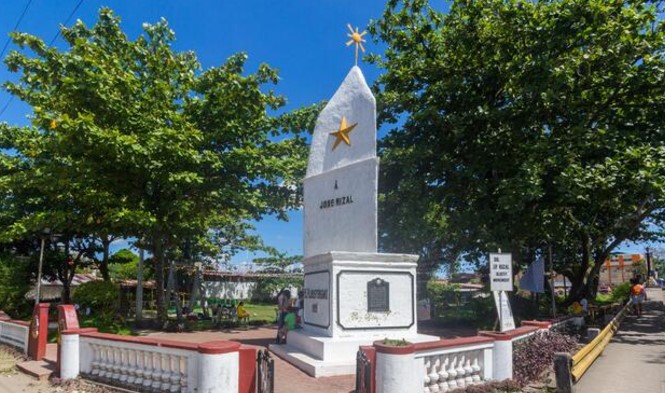 Jose Rizal Monument-Tourist spots in Camarines Norte