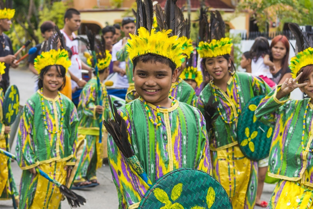 sinulog festival - best things to do in the philippines