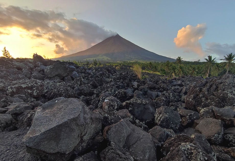 Mayon Black Lava Trail - Albay